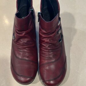 Remonte Burgundy Ankle Boots